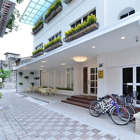 Ing Wang Hotel Tainan Luaran gambar