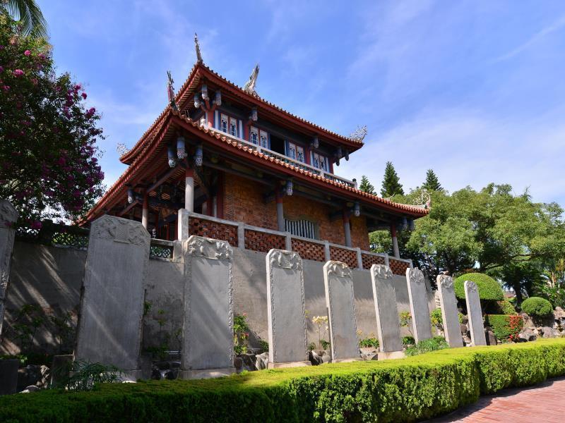 Ing Wang Hotel Tainan Luaran gambar